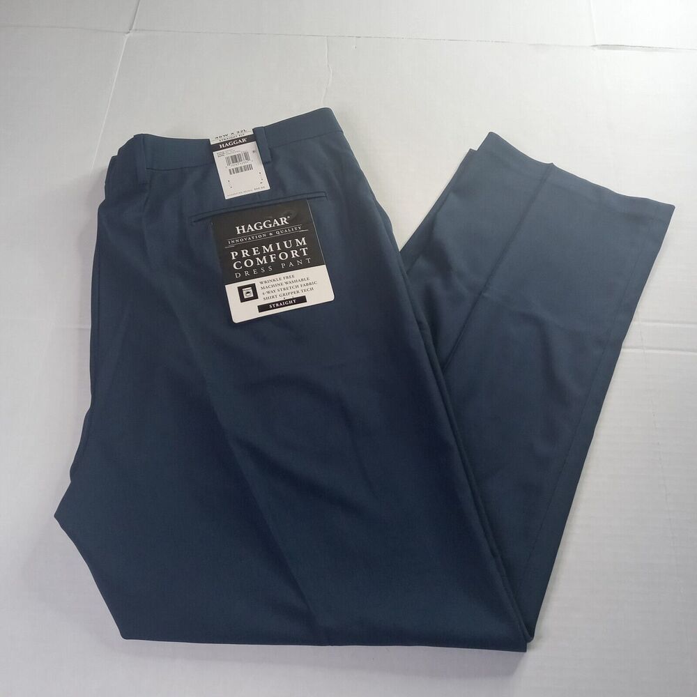 Haggar Premium Comfort Dress Pants Men's 46x32 Blue Straight Fit Stretch Fabric
